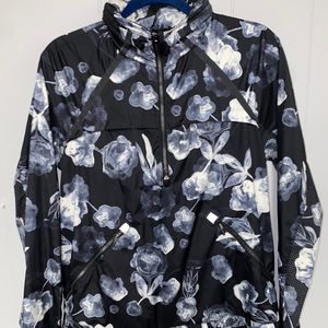 LULULEMON MISS MISTY PULLOVER HOODIE SZ 10